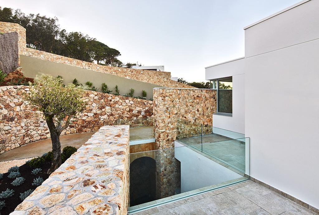 Construcción de una casa de diseño contemporáneo en Begur (Costa Brava)