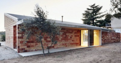 Construction of a house with a low-cost budget in Terrassa
